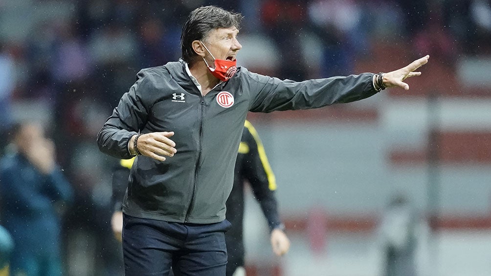 Hernán Cristante en el partido contra América