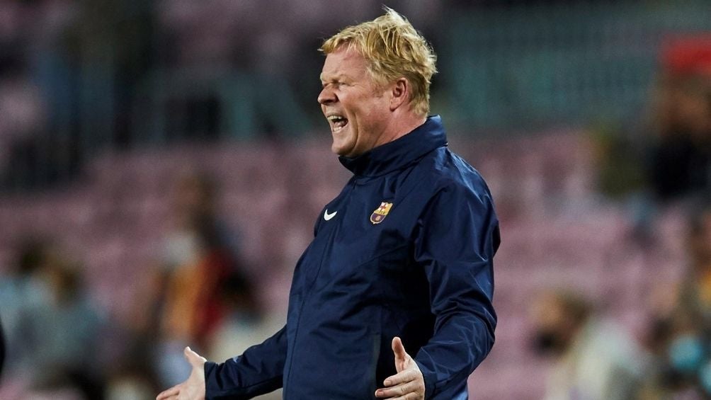 Koeman en el partido con Barcelona