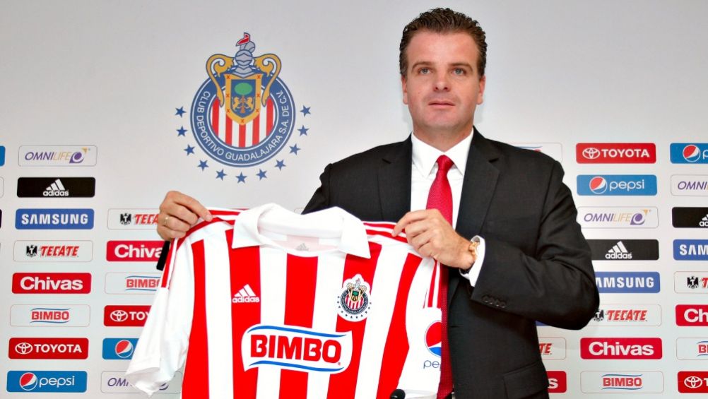 Dennis te Kloese con las Chivas en 2012