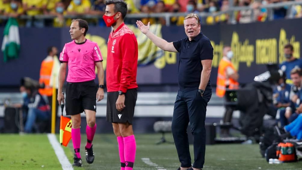 Ronald Koeman en el partido en contra del Cadiz