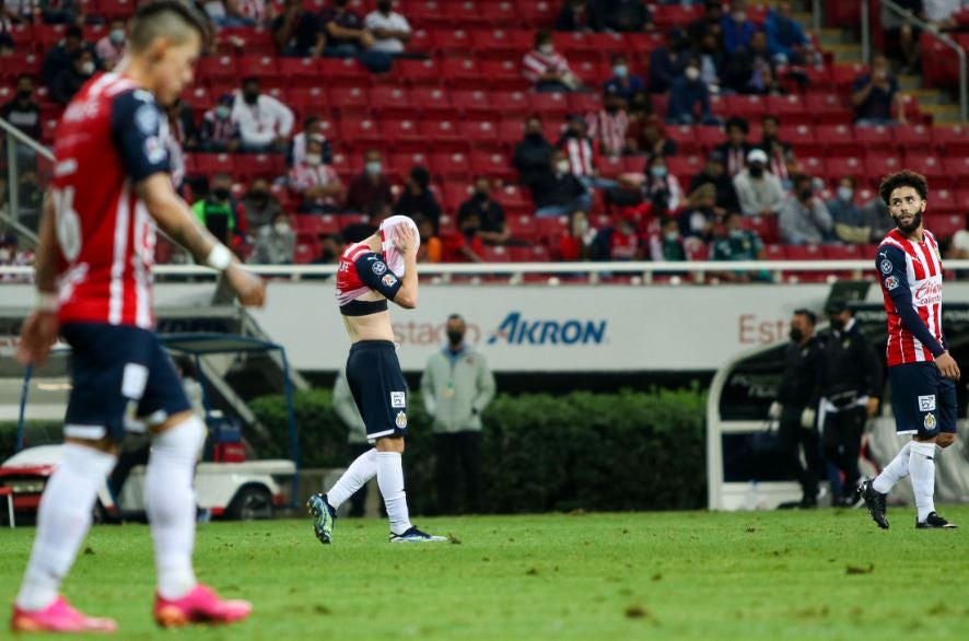 Jugadores del Rebaño en lamento tras gol de La Fiera