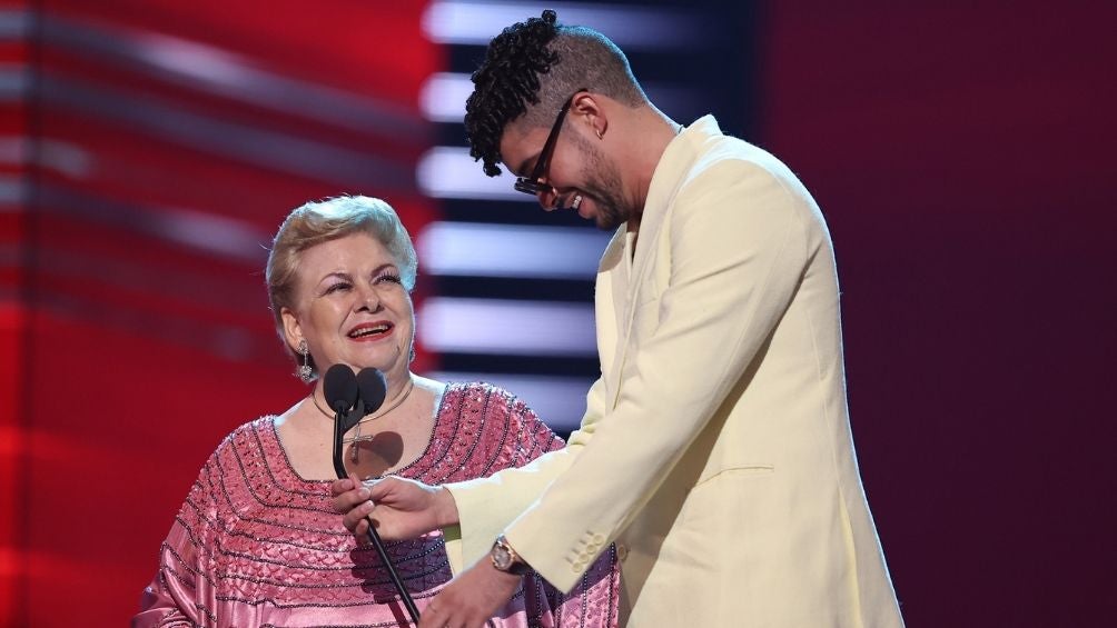 Paquita la del Barrio y Bad Bunny