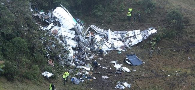 Avión donde viajaba el equipo