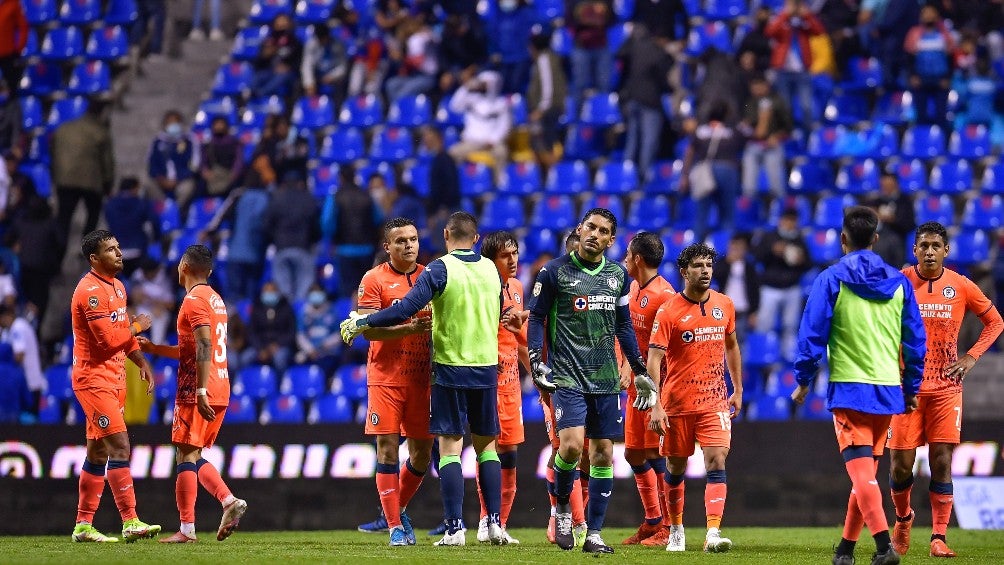 Jesús Corona en su regreso con Cruz Azul