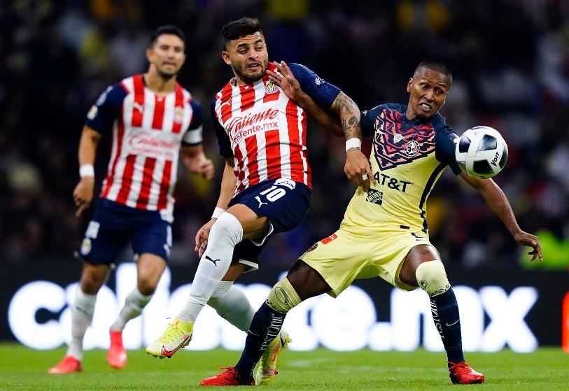 Acciones entre América y Chivas