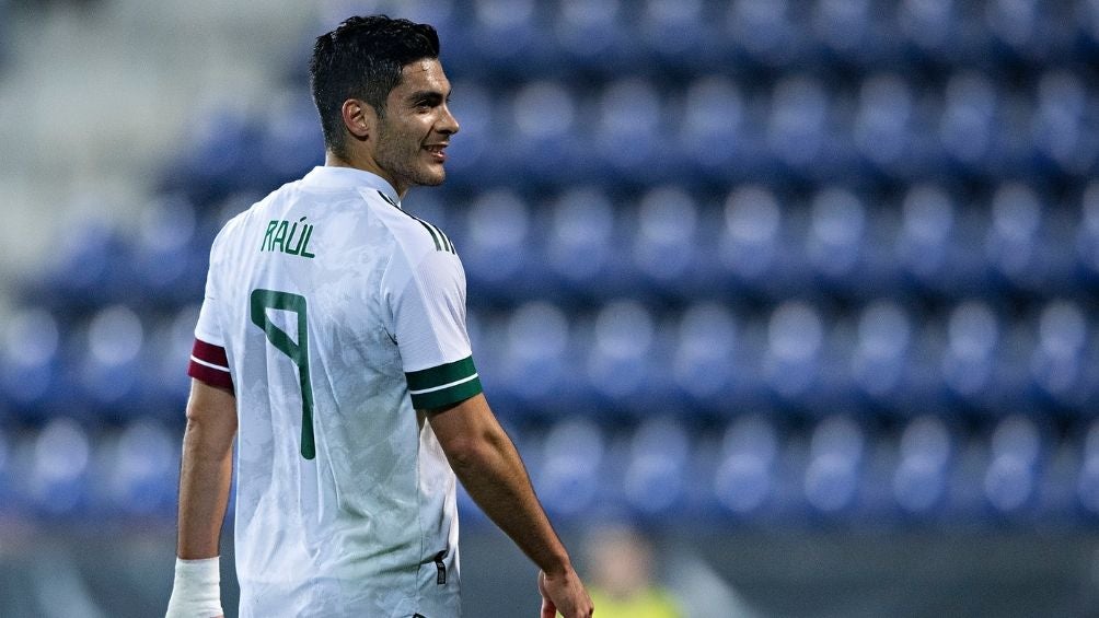 Jiménez en partido con la Selección 