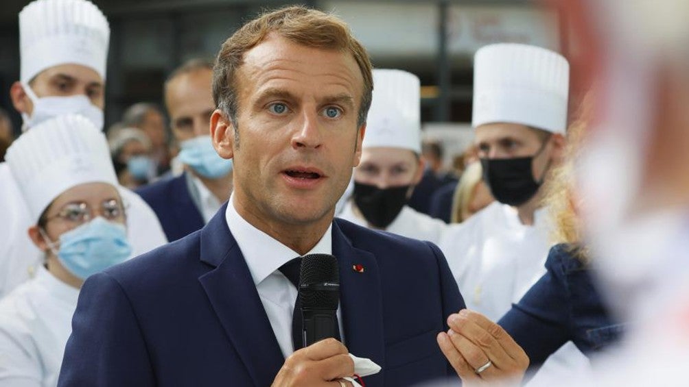 Emmanuel Macron: Presidente de Francia recibió un “huevazo” en feria gastronómica