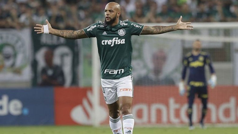 Felipe Melo en un partido con Palmeiras