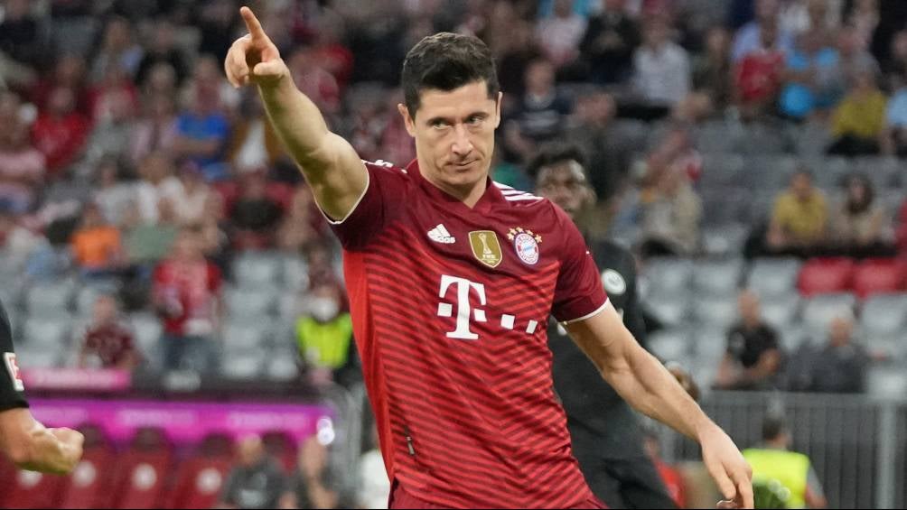 Lewandowski celebrando el gol