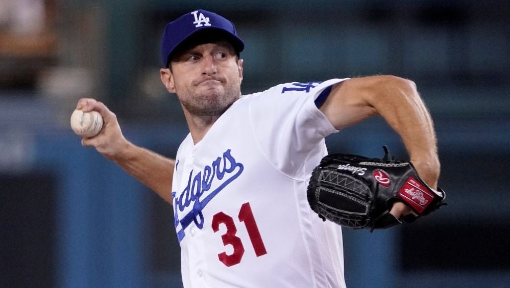 Max Scherzer en acción con los Dodgers