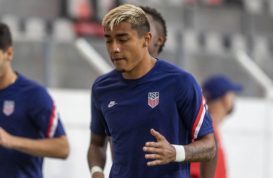 Araujo entrena con la selección de Estados Unidos