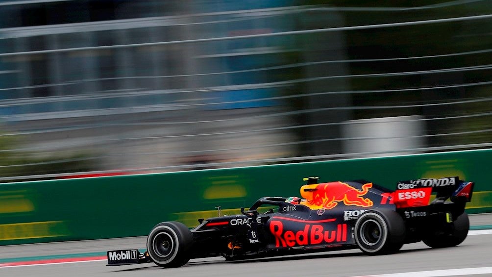 Checo Pérez en el Gran Premio de Rusia