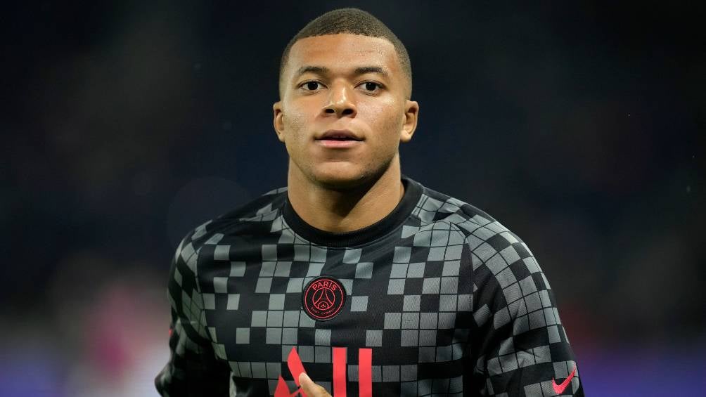 Mbappé previo a un partido con PSG