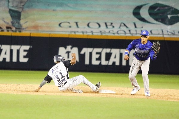 Sultanes de Monterrey y los Charros de Jalisco en el Palacio Sultán