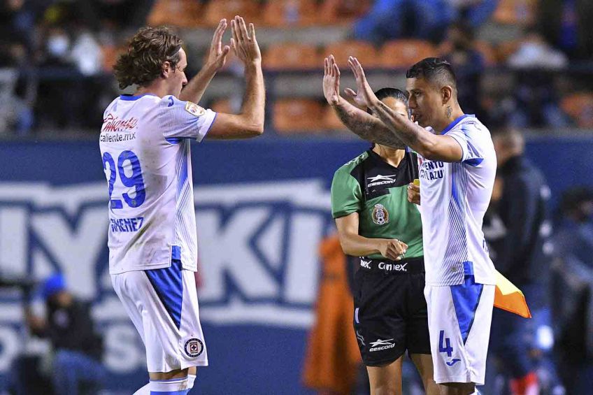 Cata Domínguez, Santiago Giménez, Cruz Azul, Selección Mexicana