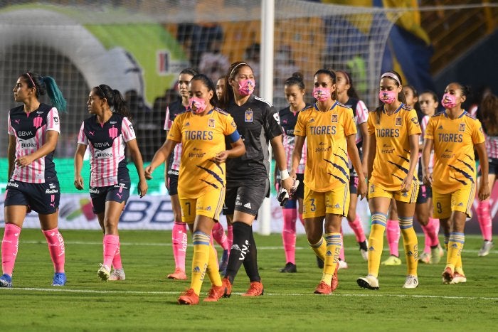 Jugadoras previo al Clásico