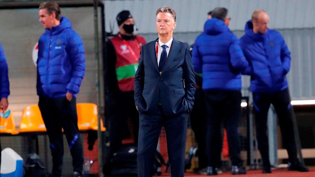 Louis van Gaal durante un partido con Países Bajos