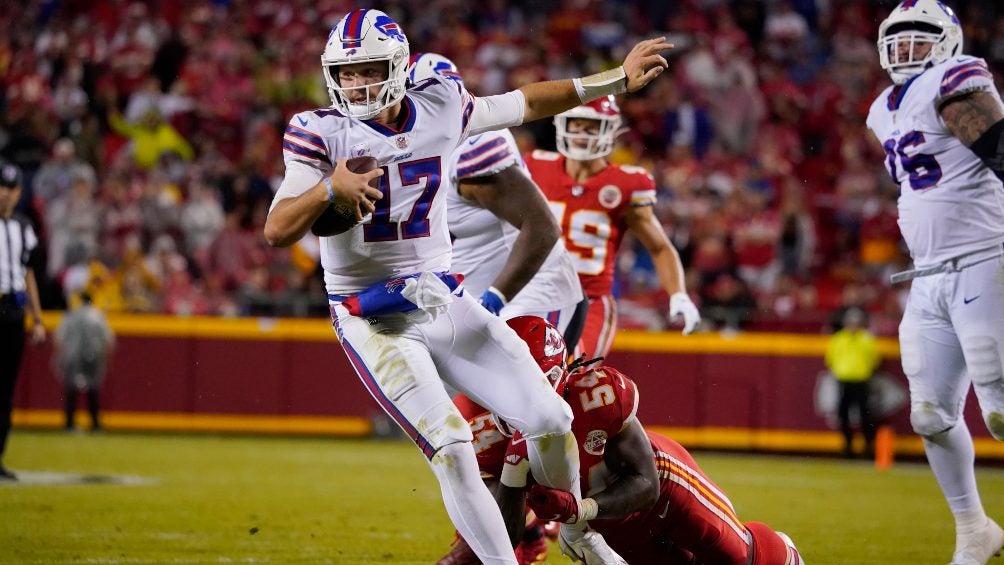 Josh Allen en acción con Bills