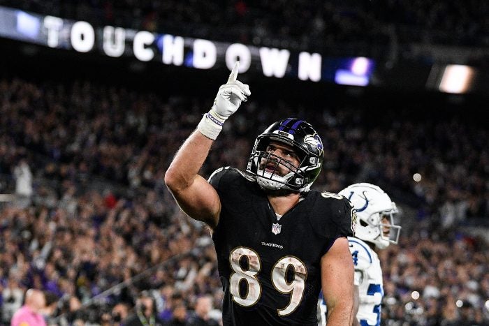 Mark Andrews en festejo con Baltimore