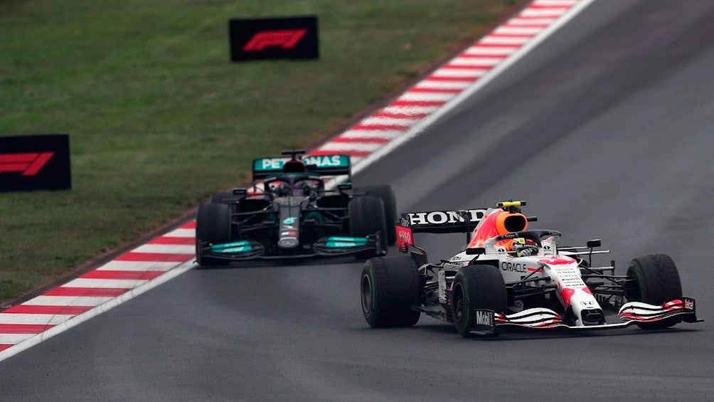 Pérez y Hamilton durante GP de Turquía