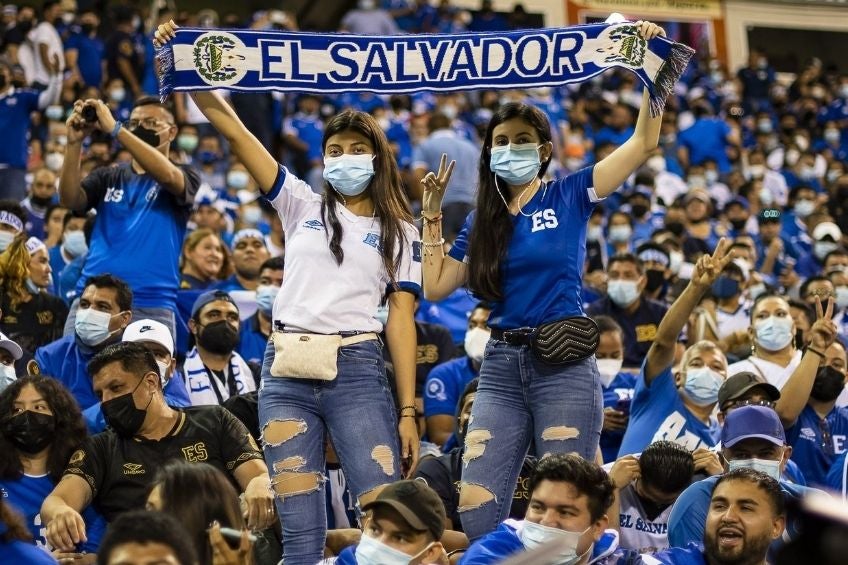 Aficionadas salvadoreñas