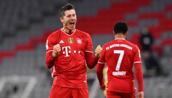 Robert Lewandowski celebrando un gol con el Bayern