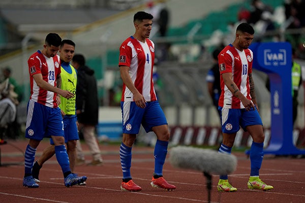 Jugadores de Paraguay tras la derrota 