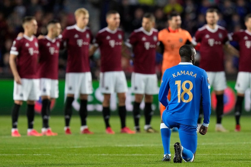 Glen Kamara en el duelo entre Sparta y el Rangers