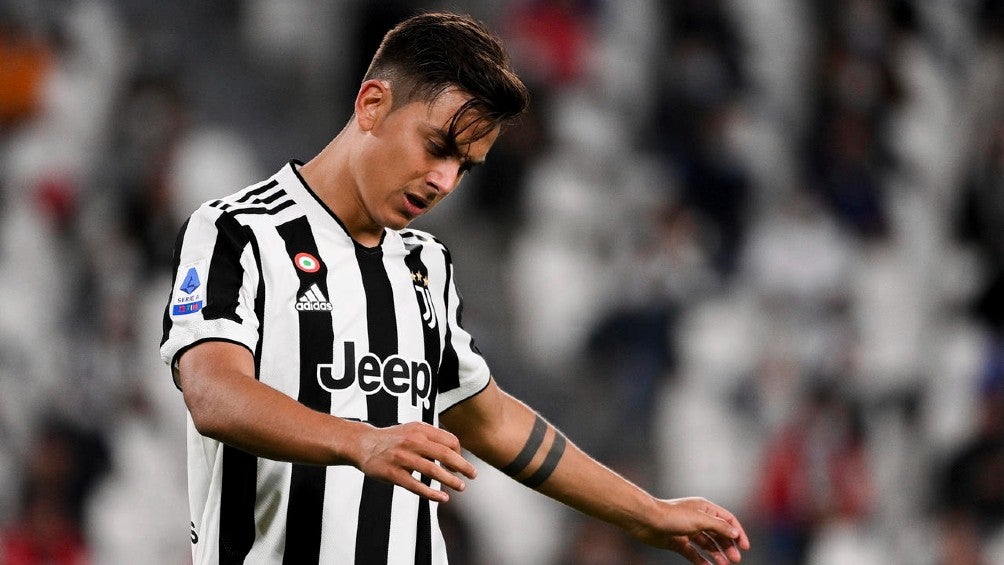 Paulo Dybala durante un partido con la Juventus