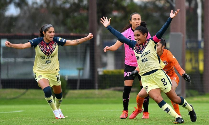 Casandra Cuevas, en festejo de gol