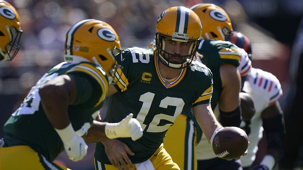 Aaron Rodgers en el partido ante Bears