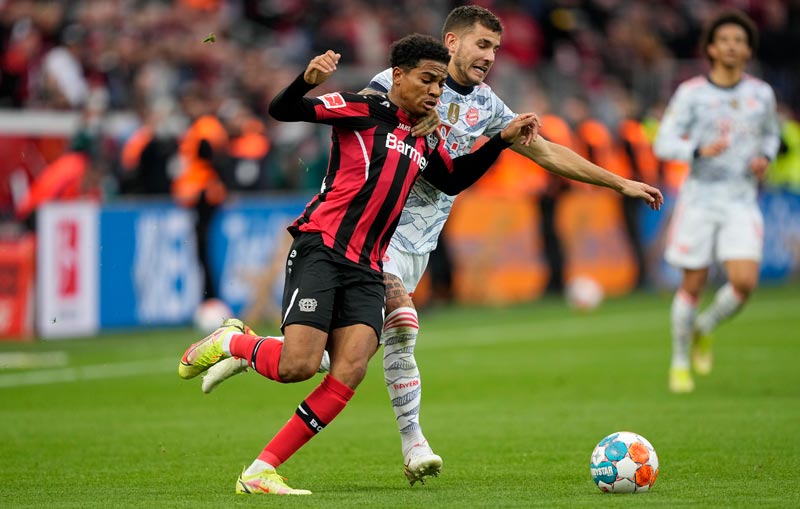 El jugador francés en el partido contra el Bayer Leverkusen