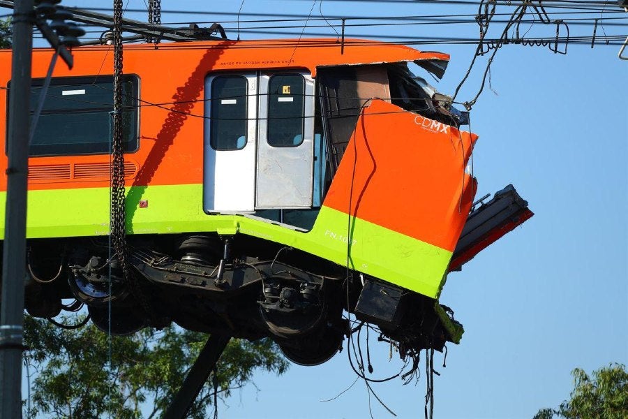 Presentan primeras 10 denuncias por colapso del metro