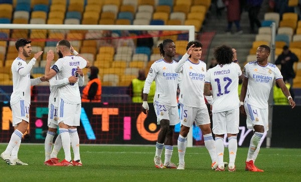 Real Madrid reacciona al finalizar juego ante el Shakhtar en Champions