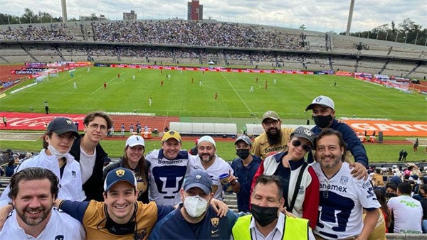 Los trabajadores del Olímpico en el Pumas vs Juárez