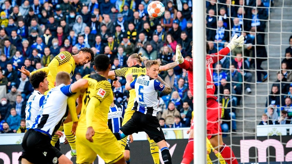 Arminia frente al Borussia Dortmund en la Bundesliga