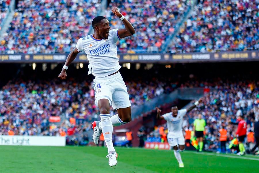 David Alaba festejando en el Clásico Español