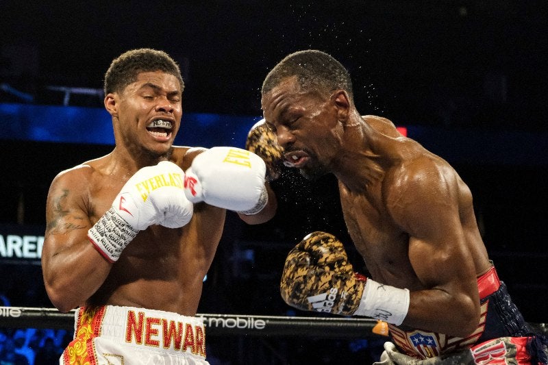 Shakur Stevenson conectando a Jamel Herring