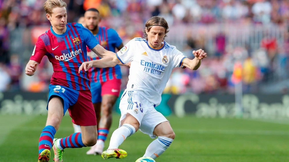 Luka Modric durante el Clásico Español