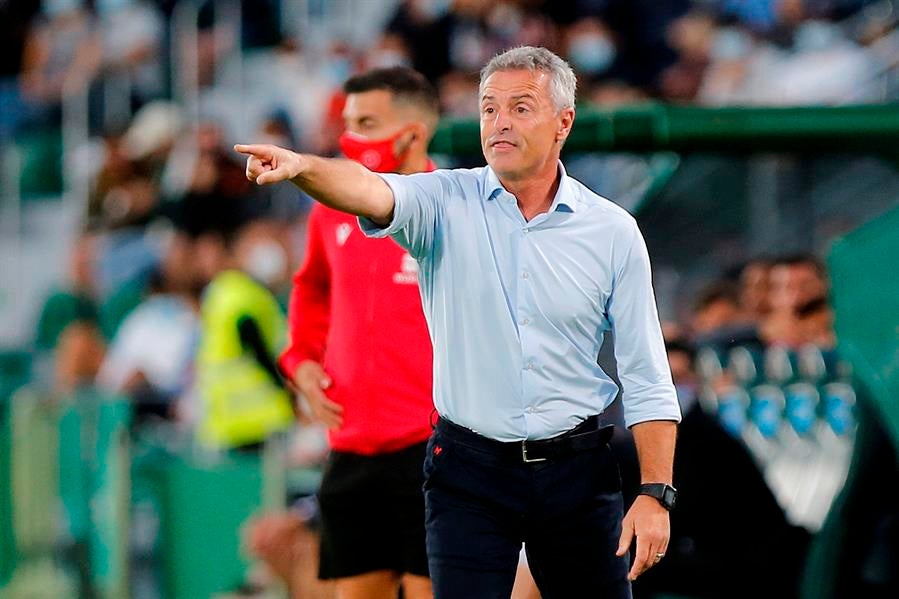 Fran Escribá durante un partido con Elche