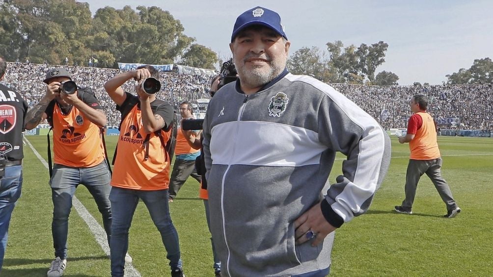 Maradona en su etapa con Gimnasia 