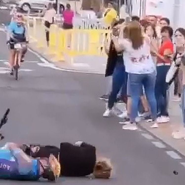 Mujer chocó con ciclista 