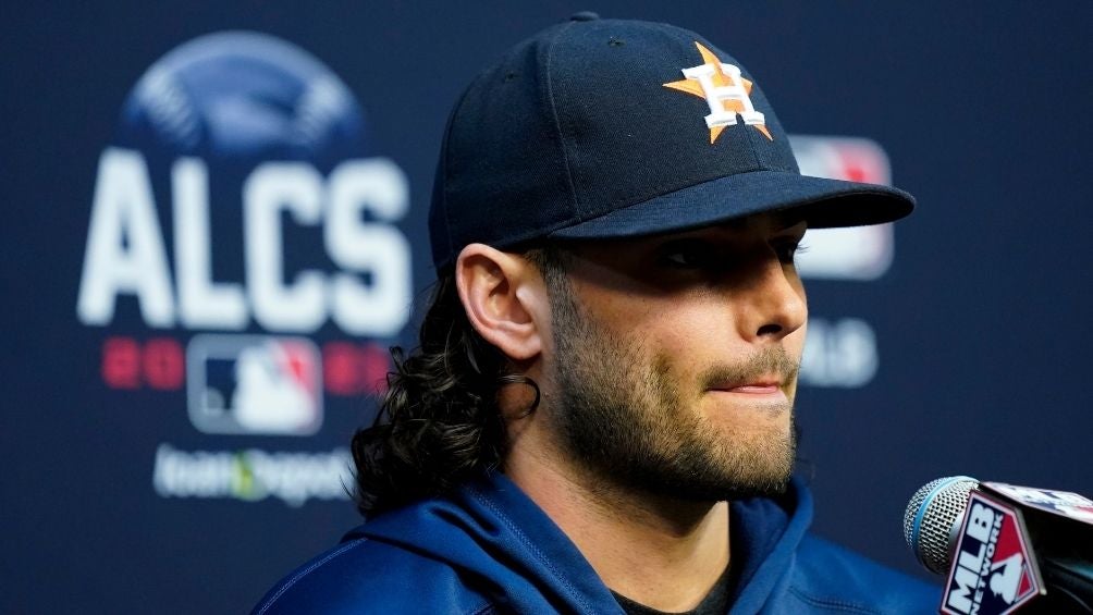 Lance McCullers Jr. en conferencia de prensa 