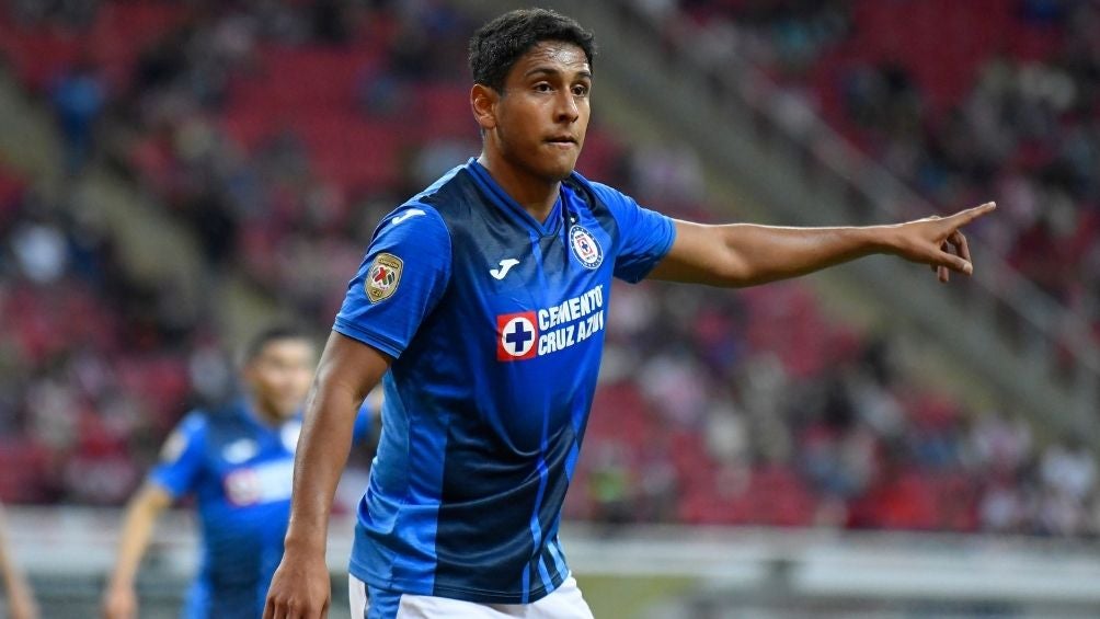 Romo en partido con Cruz Azul