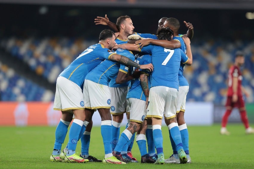 Jugadores del Napoli festejando un gol a favor