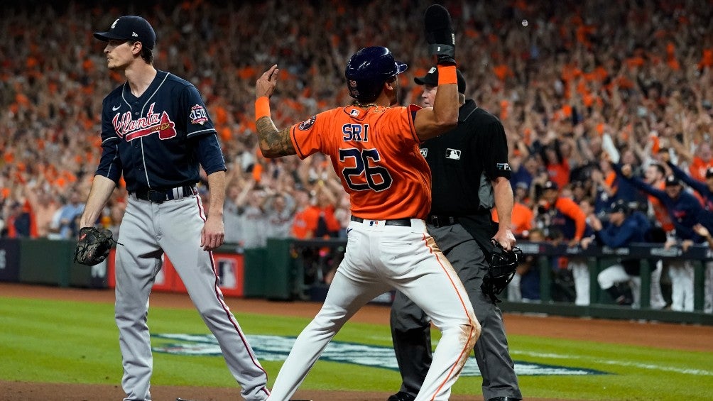 Serie Mundial: José Urquidy ganó Juego 2 para Astros y se igualó el duelo por el título