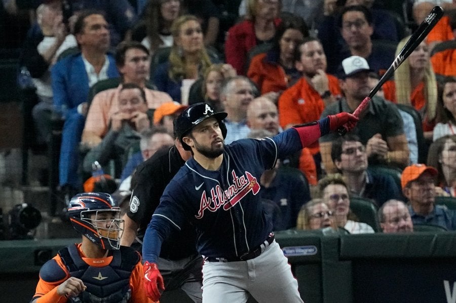 Travis d'Arnaud conectó cuadrangular al mexicano Urquidy