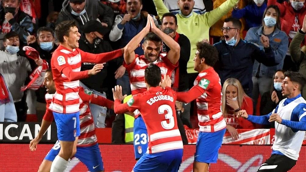 Los jugadores de Granada celebrando