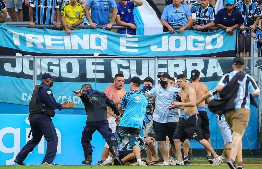 Hincas del Gremio invaden la cancha