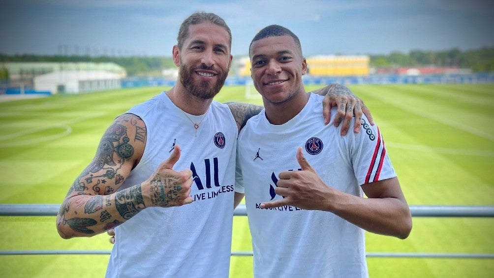 Sergio Ramos y Mbappé se toman foto en las instalaciones del PSG